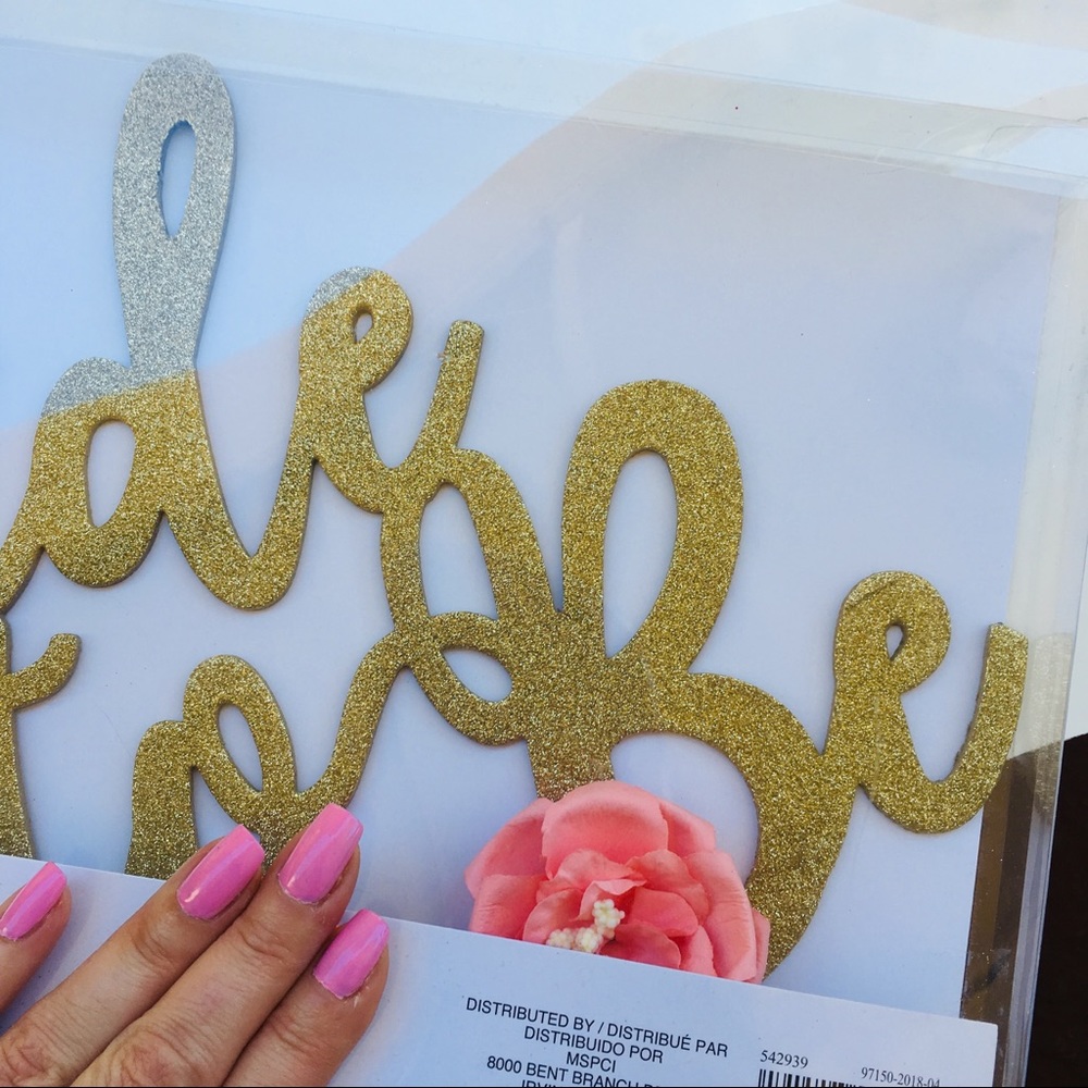 Bride wedding Sign with flowers and napkins - Picture 6 of 8
